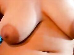 One of the sexiest Pakistani housewife Zara Sheikh from Lahore masturbating in kitchen for you.